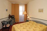 Szabad kétágyas szoba a Hotel Corvin Budapestben - olcsó hotelek Magyarországon